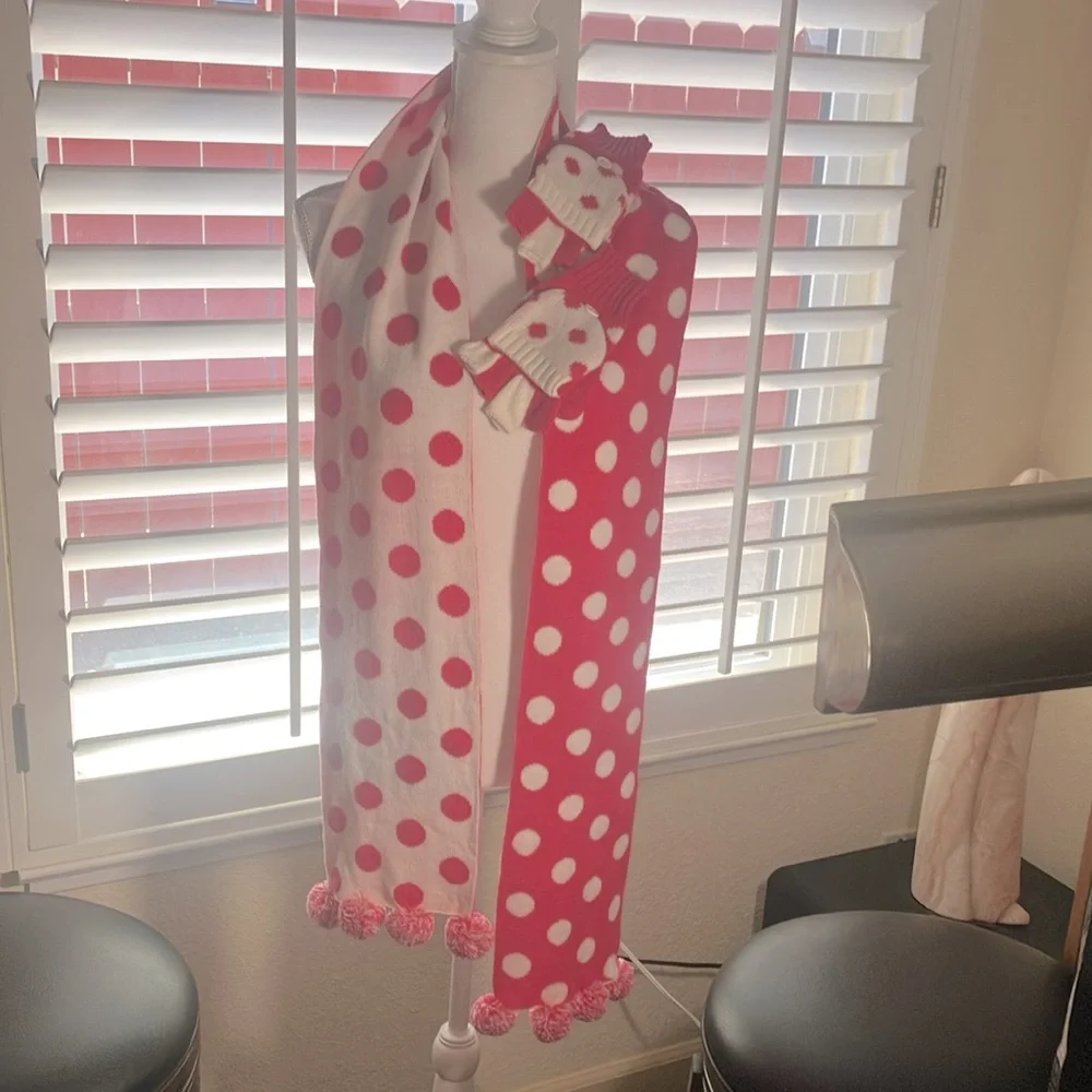 💗🧤Claire’s Pink & White Polka Dot Reversible Scarf and Mittens to Match O/S